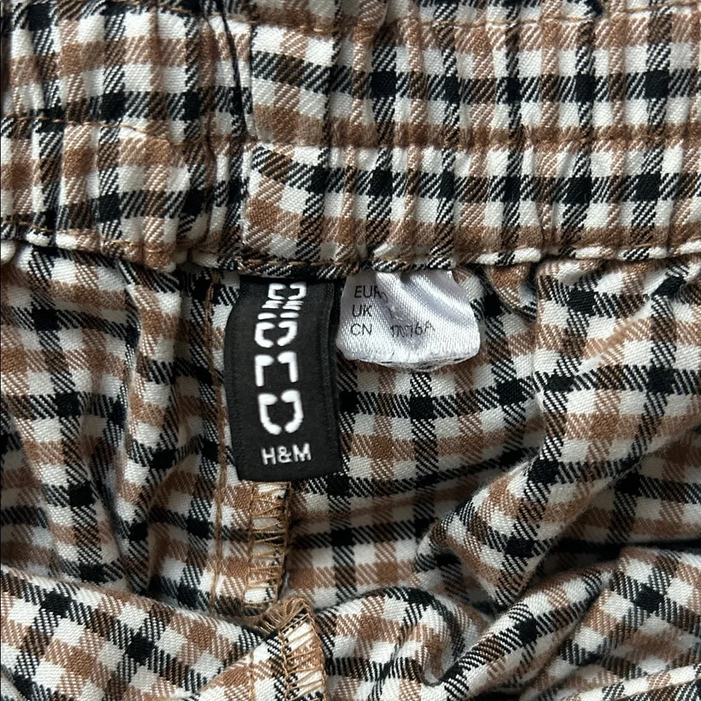 Plaid Women's Shorts with bow - Picture 4 of 5